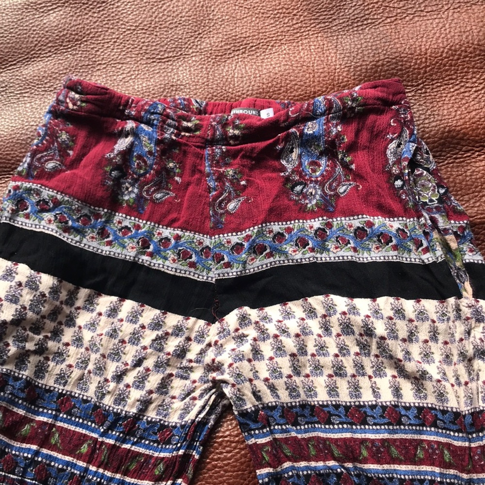 Patterned pants - Picture 3 of 4
